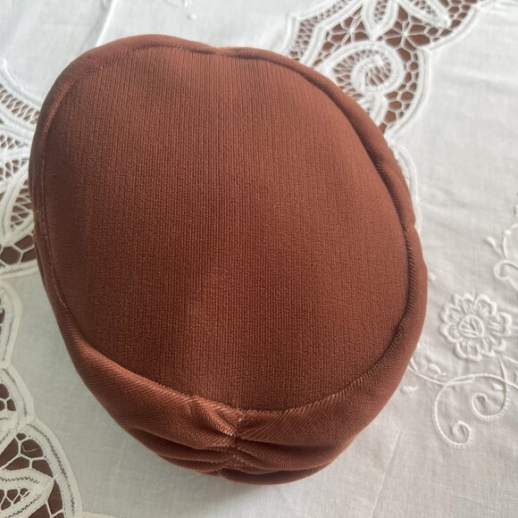 Vintage Brown Velvet Hat 21" Soft Gathered Ruched 1920s to 50s Simple Elegant - Picture 7 of 8